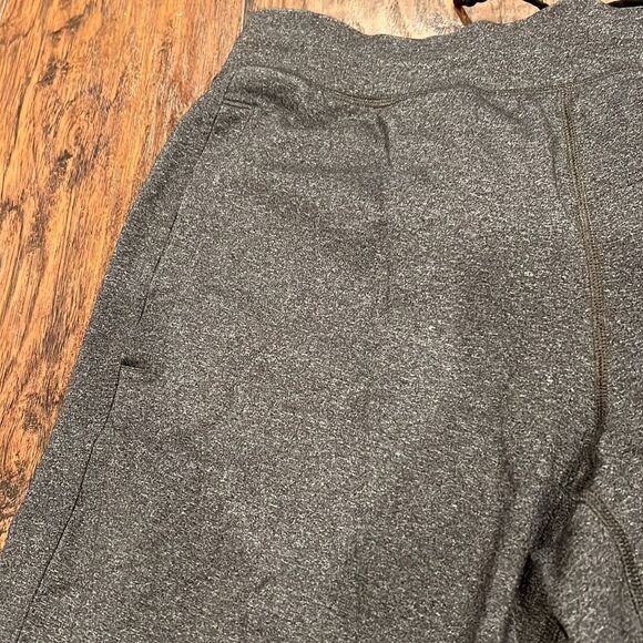 Lululemon Dk Grey Sweat Pants. Great Condition size L - Picture 3 of 12